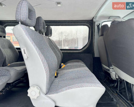 Белый Рено Трафик, объемом двигателя 2 л и пробегом 274 тыс. км за 7499 $, фото 26 на Automoto.ua