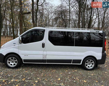 Белый Рено Трафик, объемом двигателя 2 л и пробегом 400 тыс. км за 9200 $, фото 10 на Automoto.ua