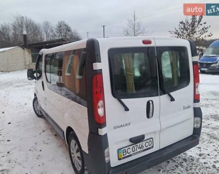 Белый Рено Трафик, объемом двигателя 2 л и пробегом 221 тыс. км за 8600 $, фото 3 на Automoto.ua