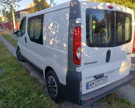 Белый Рено Трафик, объемом двигателя 2 л и пробегом 300 тыс. км за 8000 $, фото 3 на Automoto.ua