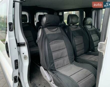 Білий Рено Трафік, об'ємом двигуна 2 л та пробігом 336 тис. км за 8200 $, фото 6 на Automoto.ua