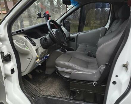 Білий Рено Трафік, об'ємом двигуна 2 л та пробігом 281 тис. км за 9000 $, фото 14 на Automoto.ua