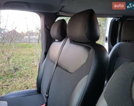 Белый Рено Трафик, объемом двигателя 2 л и пробегом 261 тыс. км за 8999 $, фото 56 на Automoto.ua