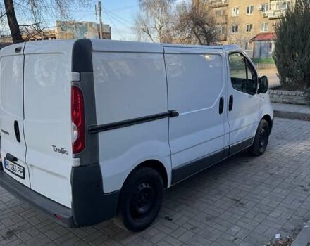Білий Рено Трафік, об'ємом двигуна 2 л та пробігом 370 тис. км за 6900 $, фото 4 на Automoto.ua