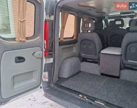 Белый Рено Трафик, объемом двигателя 2 л и пробегом 221 тыс. км за 8600 $, фото 31 на Automoto.ua