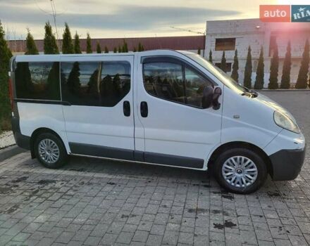 Рено Трафик 2007 в Надворной на Automoto.ua Белый Рено Трафик, объемом двигателя 2 л и пробегом 257 тыс. км за 8200 $, фото 3 на Automoto.ua