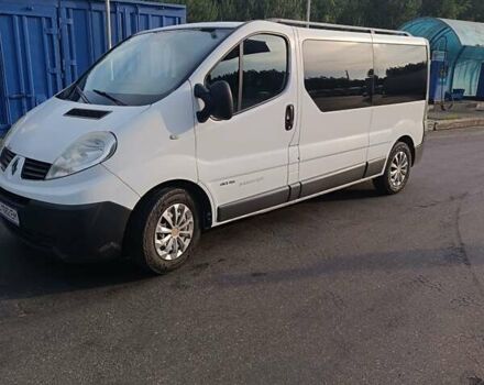 Белый Рено Трафик, объемом двигателя 2 л и пробегом 400 тыс. км за 8900 $, фото 1 на Automoto.ua