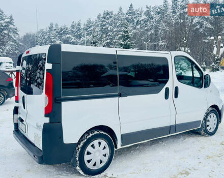 Белый Рено Трафик, объемом двигателя 2 л и пробегом 241 тыс. км за 7950 $, фото 6 на Automoto.ua