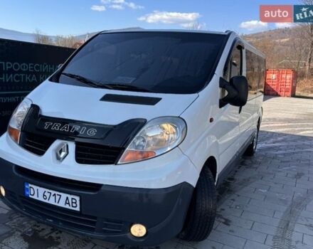 Белый Рено Трафик, объемом двигателя 2 л и пробегом 373 тыс. км за 9100 $, фото 2 на Automoto.ua