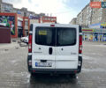 Белый Рено Трафик, объемом двигателя 2.46 л и пробегом 420 тыс. км за 9200 $, фото 3 на Automoto.ua