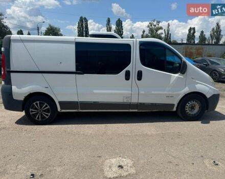 Білий Рено Трафік, об'ємом двигуна 2.5 л та пробігом 398 тис. км за 9500 $, фото 1 на Automoto.ua