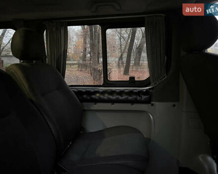 Белый Рено Трафик, объемом двигателя 2 л и пробегом 400 тыс. км за 9200 $, фото 20 на Automoto.ua