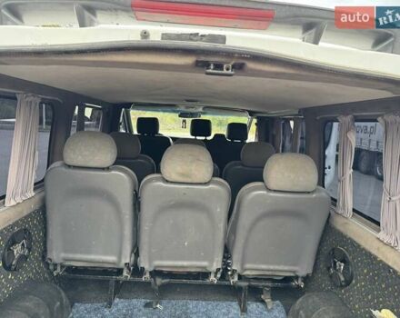 Білий Рено Трафік, об'ємом двигуна 2 л та пробігом 332 тис. км за 9199 $, фото 15 на Automoto.ua