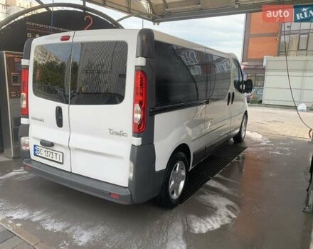 Белый Рено Трафик, объемом двигателя 2 л и пробегом 327 тыс. км за 9900 $, фото 9 на Automoto.ua