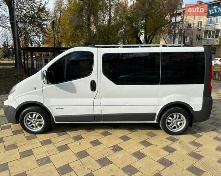 Белый Рено Трафик, объемом двигателя 2 л и пробегом 250 тыс. км за 8700 $, фото 26 на Automoto.ua