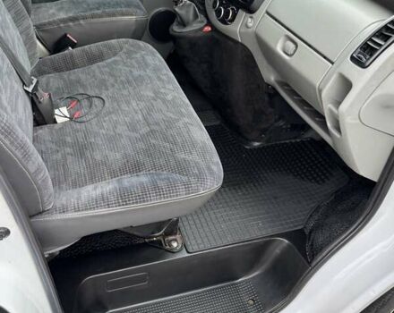 Білий Рено Трафік, об'ємом двигуна 2 л та пробігом 332 тис. км за 9199 $, фото 11 на Automoto.ua