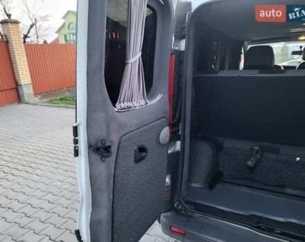 Белый Рено Трафик, объемом двигателя 2 л и пробегом 261 тыс. км за 8999 $, фото 63 на Automoto.ua