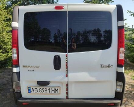 Белый Рено Трафик, объемом двигателя 2 л и пробегом 385 тыс. км за 11500 $, фото 4 на Automoto.ua