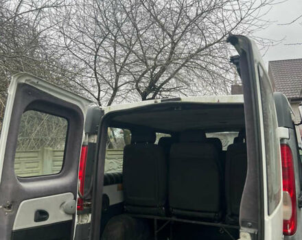 Белый Рено Трафик, объемом двигателя 2 л и пробегом 235 тыс. км за 9000 $, фото 17 на Automoto.ua