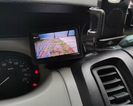 Рено Трафик 2008 в Хусте на Automoto.ua Белый Рено Трафик, объемом двигателя 2 л и пробегом 308 тыс. км за 9800 $, фото 12 на Automoto.ua
