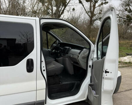 Белый Рено Трафик, объемом двигателя 2 л и пробегом 448 тыс. км за 7300 $, фото 10 на Automoto.ua