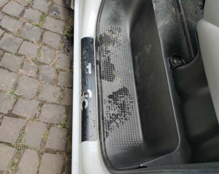 Рено Трафик 2008 в Хусте на Automoto.ua Белый Рено Трафик, объемом двигателя 2 л и пробегом 308 тыс. км за 9800 $, фото 8 на Automoto.ua