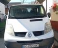 Белый Рено Трафик, объемом двигателя 2.5 л и пробегом 10 тыс. км за 8000 $, фото 1 на Automoto.ua