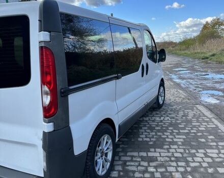 Белый Рено Трафик, объемом двигателя 2.5 л и пробегом 307 тыс. км за 7400 $, фото 13 на Automoto.ua