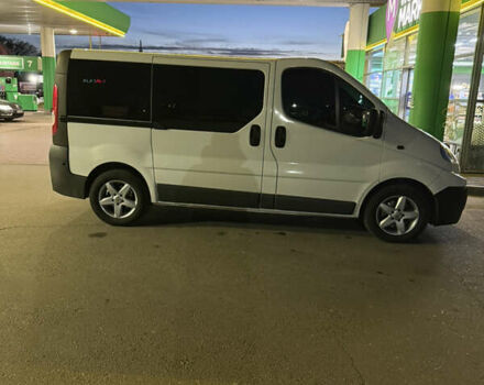 Белый Рено Трафик, объемом двигателя 2 л и пробегом 295 тыс. км за 10500 $, фото 9 на Automoto.ua