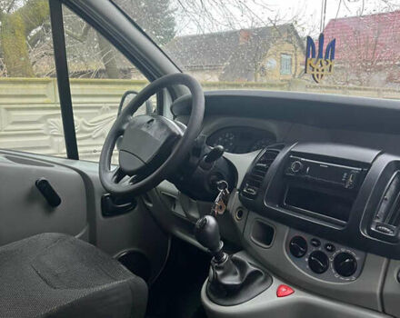 Белый Рено Трафик, объемом двигателя 2 л и пробегом 235 тыс. км за 9000 $, фото 8 на Automoto.ua