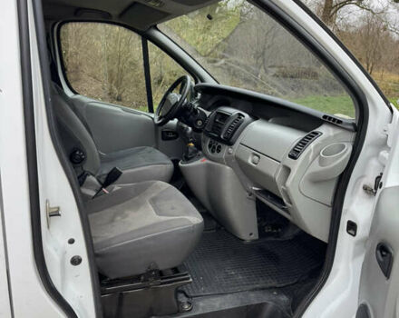 Белый Рено Трафик, объемом двигателя 2 л и пробегом 448 тыс. км за 7300 $, фото 11 на Automoto.ua