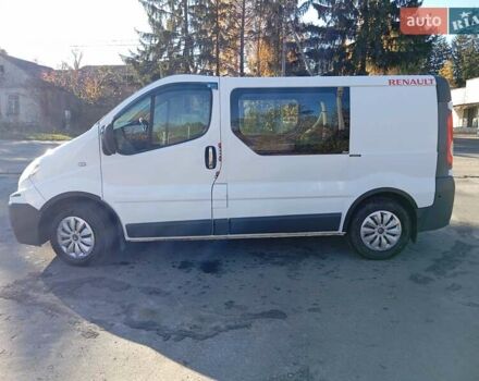 Рено Трафик 2008 в Виньковцах на Automoto.ua Белый Рено Трафик, объемом двигателя 2 л и пробегом 280 тыс. км за 8267 $, фото 7 на Automoto.ua