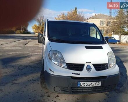 Рено Трафик 2008 в Виньковцах на Automoto.ua Белый Рено Трафик, объемом двигателя 2 л и пробегом 280 тыс. км за 8267 $, фото 10 на Automoto.ua