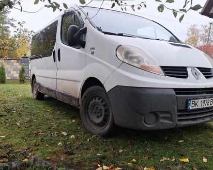 Рено Трафик 2008 в Ровно на Automoto.ua Белый Рено Трафик, объемом двигателя 2 л и пробегом 521 тыс. км за 6850 $, фото 4 на Automoto.ua