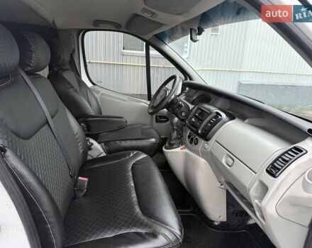 Белый Рено Трафик, объемом двигателя 2 л и пробегом 366 тыс. км за 8500 $, фото 13 на Automoto.ua