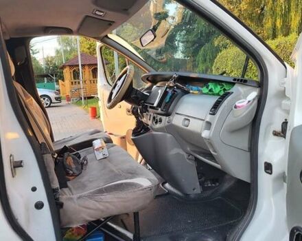 Білий Рено Трафік, об'ємом двигуна 2 л та пробігом 168 тис. км за 9600 $, фото 6 на Automoto.ua