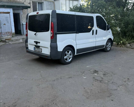 Белый Рено Трафик, объемом двигателя 2 л и пробегом 295 тыс. км за 10500 $, фото 4 на Automoto.ua