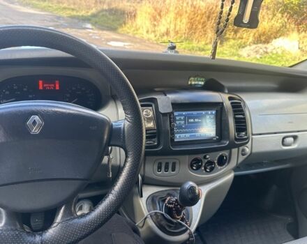 Белый Рено Трафик, объемом двигателя 2.5 л и пробегом 307 тыс. км за 7400 $, фото 10 на Automoto.ua