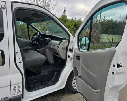 Белый Рено Трафик, объемом двигателя 2 л и пробегом 280 тыс. км за 8499 $, фото 12 на Automoto.ua