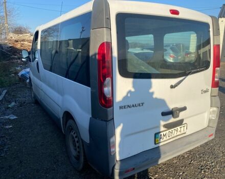 Белый Рено Трафик, объемом двигателя 2 л и пробегом 240 тыс. км за 6800 $, фото 1 на Automoto.ua