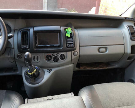 Білий Рено Трафік, об'ємом двигуна 2 л та пробігом 330 тис. км за 7500 $, фото 3 на Automoto.ua