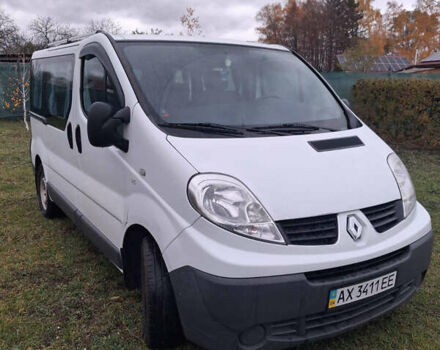 Рено Трафик 2009 в Валках на Automoto.ua Белый Рено Трафик, объемом двигателя 2 л и пробегом 307 тыс. км за 9000 $, фото 9 на Automoto.ua