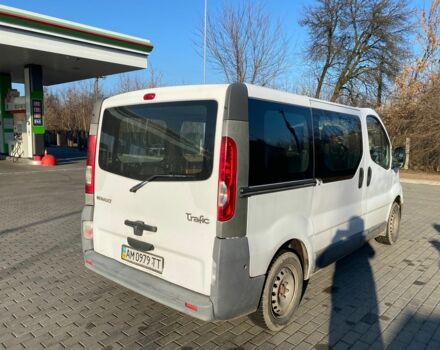 Белый Рено Трафик, объемом двигателя 2 л и пробегом 240 тыс. км за 6800 $, фото 5 на Automoto.ua