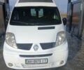 Белый Рено Трафик, объемом двигателя 2 л и пробегом 325 тыс. км за 8500 $, фото 1 на Automoto.ua