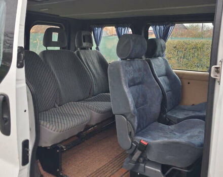 Рено Трафик 2009 в Валках на Automoto.ua Белый Рено Трафик, объемом двигателя 2 л и пробегом 307 тыс. км за 9000 $, фото 21 на Automoto.ua