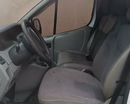 Білий Рено Трафік, об'ємом двигуна 2 л та пробігом 377 тис. км за 7000 $, фото 6 на Automoto.ua