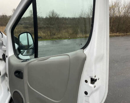 Белый Рено Трафик, объемом двигателя 2 л и пробегом 405 тыс. км за 7250 $, фото 7 на Automoto.ua