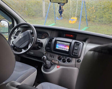 Рено Трафик 2009 в Валках на Automoto.ua Белый Рено Трафик, объемом двигателя 2 л и пробегом 307 тыс. км за 9000 $, фото 25 на Automoto.ua