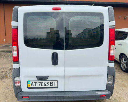 Білий Рено Трафік, об'ємом двигуна 2 л та пробігом 165 тис. км за 8900 $, фото 12 на Automoto.ua