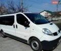 Белый Рено Трафик, объемом двигателя 2.5 л и пробегом 383 тыс. км за 12500 $, фото 1 на Automoto.ua